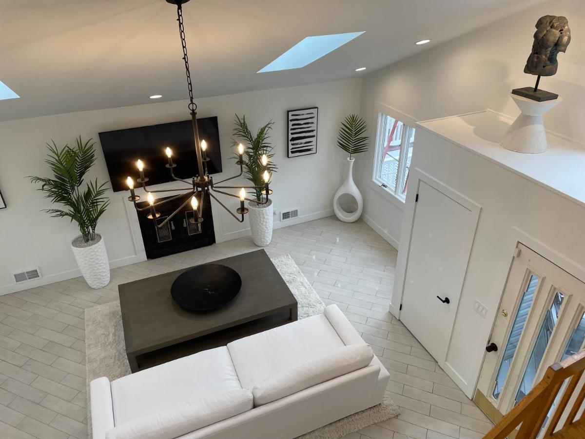 Waterfront Home In Brick With Swimming Pool Access Shore Acres Bagian luar foto
