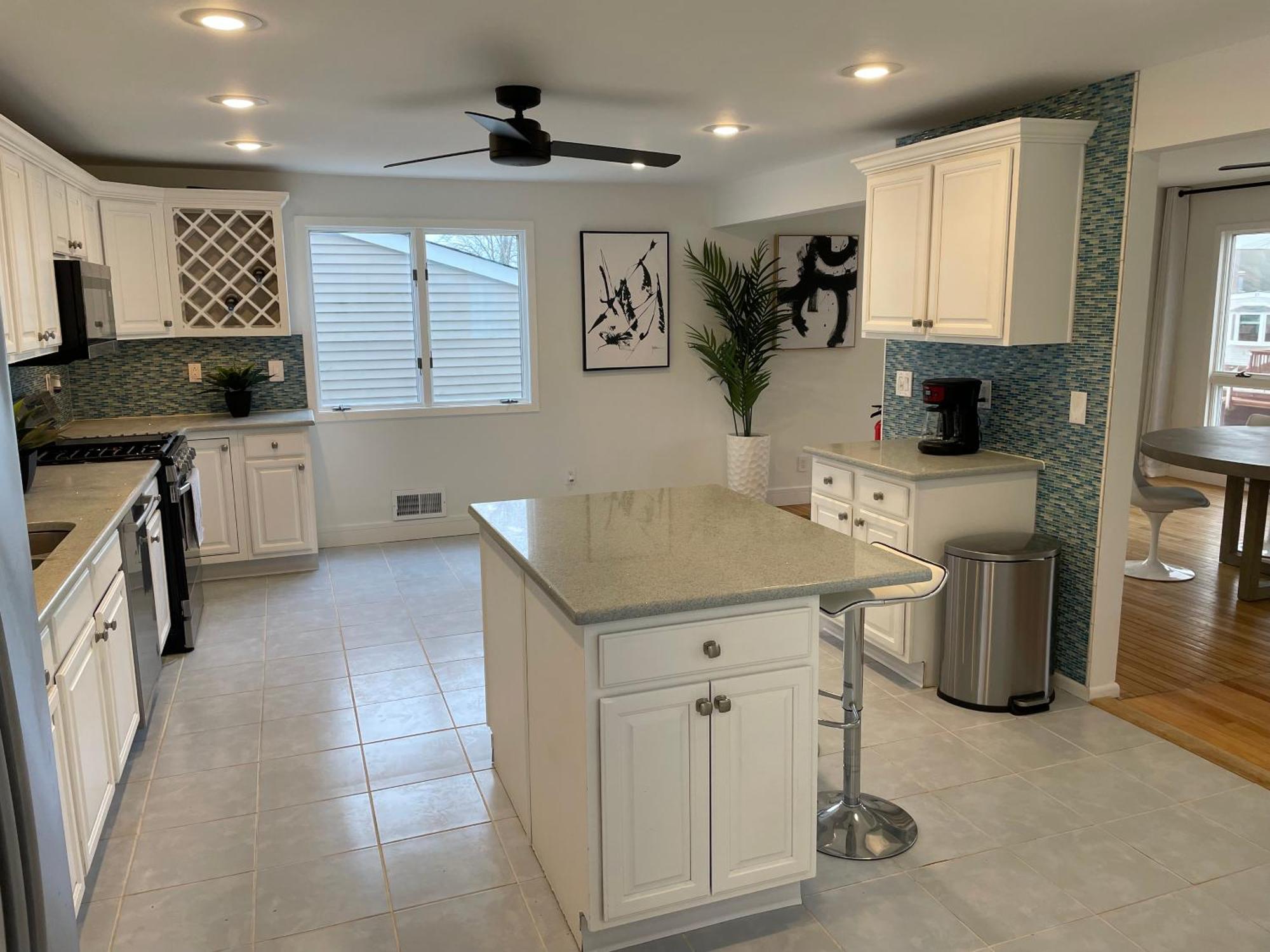 Waterfront Home In Brick With Swimming Pool Access Shore Acres Bagian luar foto