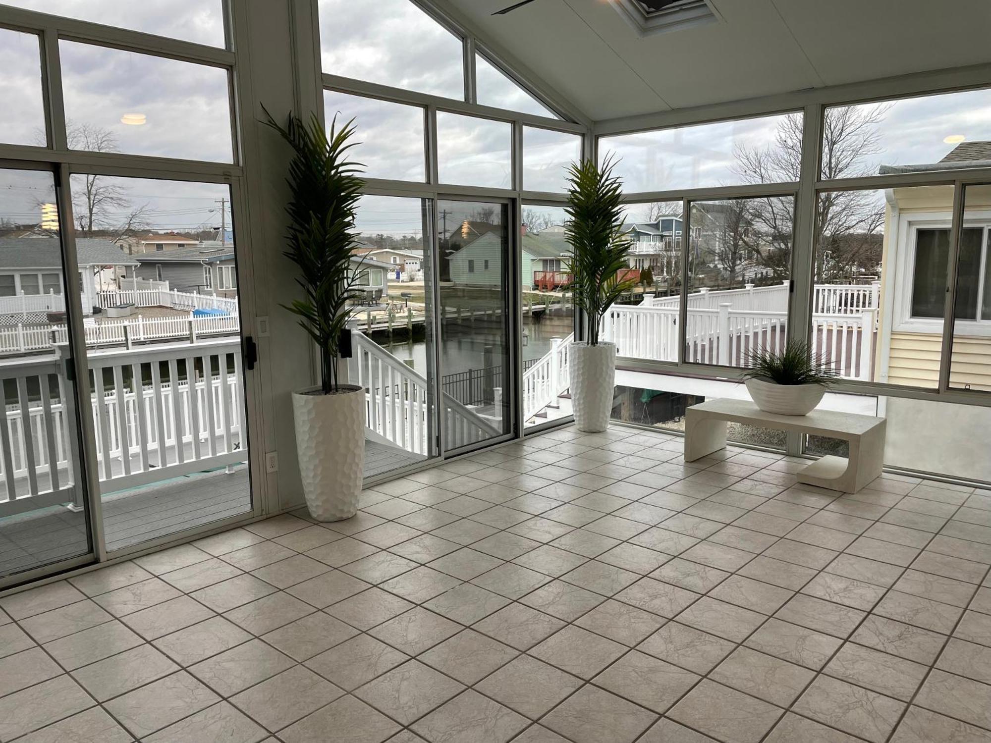 Waterfront Home In Brick With Swimming Pool Access Shore Acres Bagian luar foto